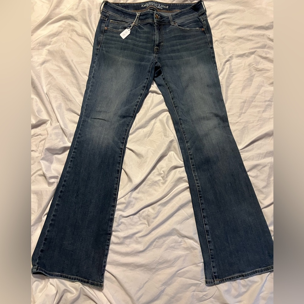 EUC American Eagle Outfitter’s denim jeans. Size 10.
